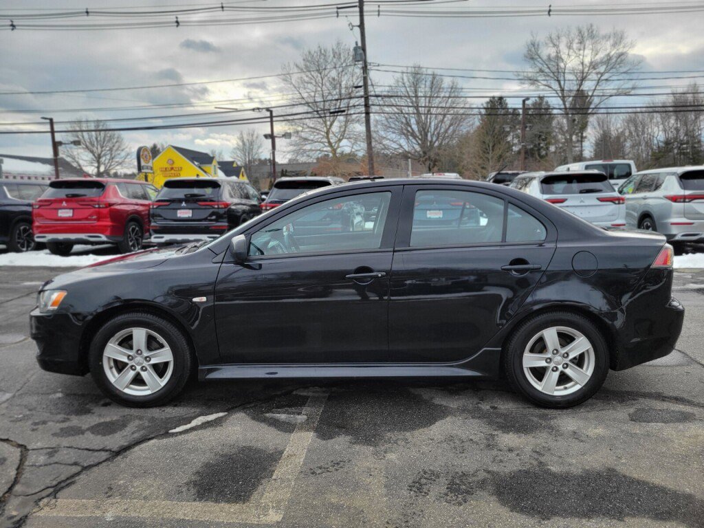 Used 2014 Mitsubishi Lancer SE image 2