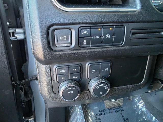 Used 2023 Chevrolet Tahoe LT AWD/4WD image 28