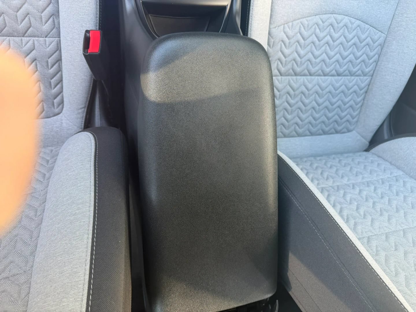 Used 2022 Chevrolet Equinox LS AWD/4WD image 17