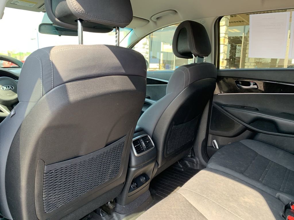 Used 2016 Kia Sorento LX AWD/4WD image 21