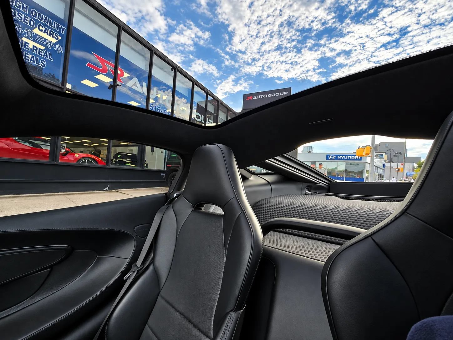 Used 2023 McLaren GT RWD image 58