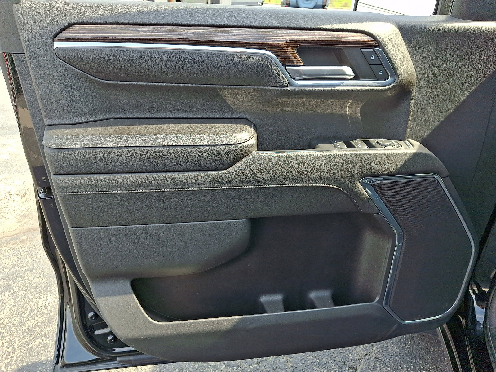 Used 2023 GMC Sierra 1500 Elevation w/ X31 Off-Road Package image 12