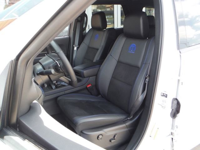 Used 2022 Dodge Durango R/T w/ Tow 'N Go Package AWD/4WD image 23