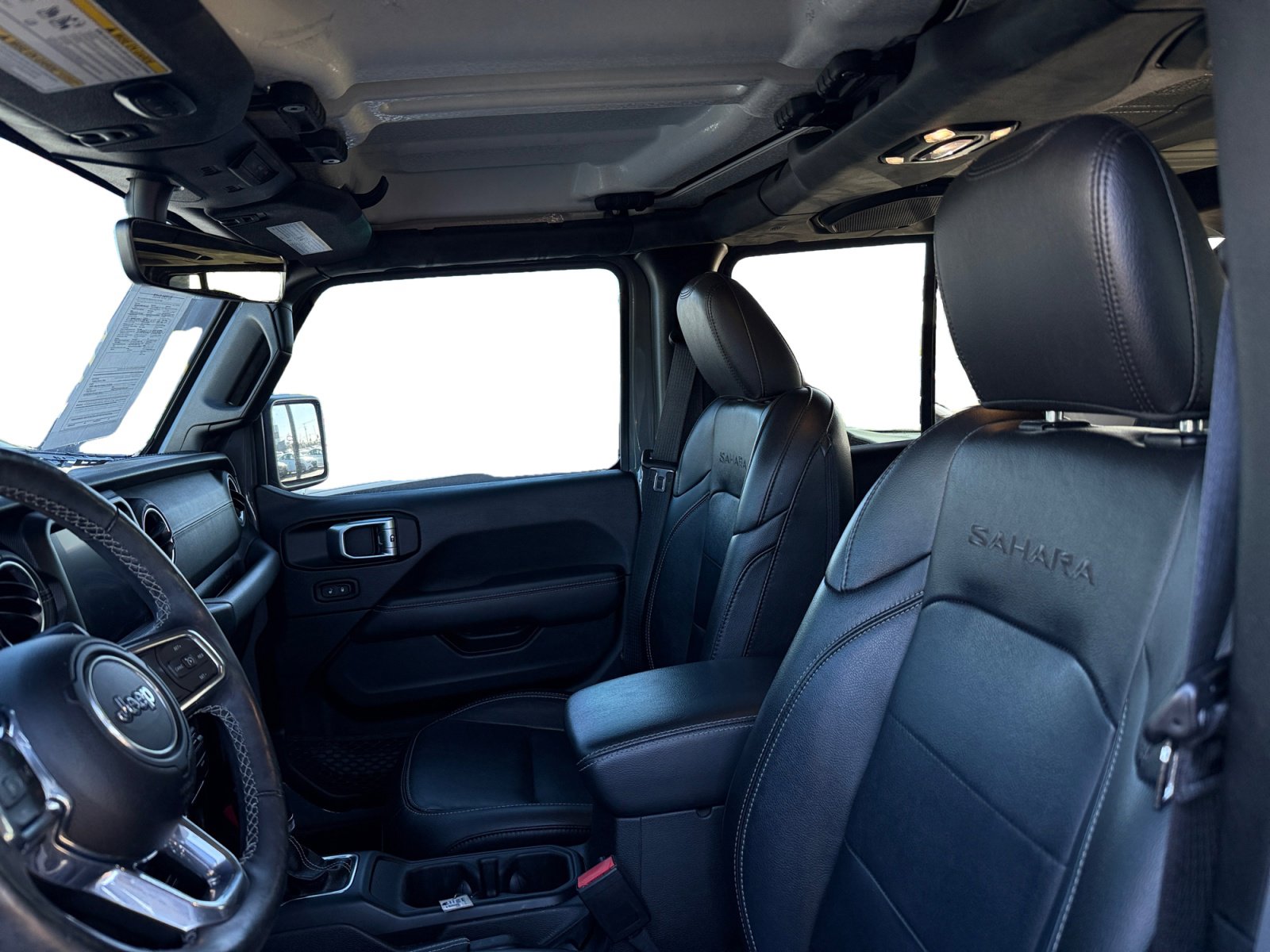 Used 2023 Jeep Wrangler Sahara w/ Cold Weather Group image 10