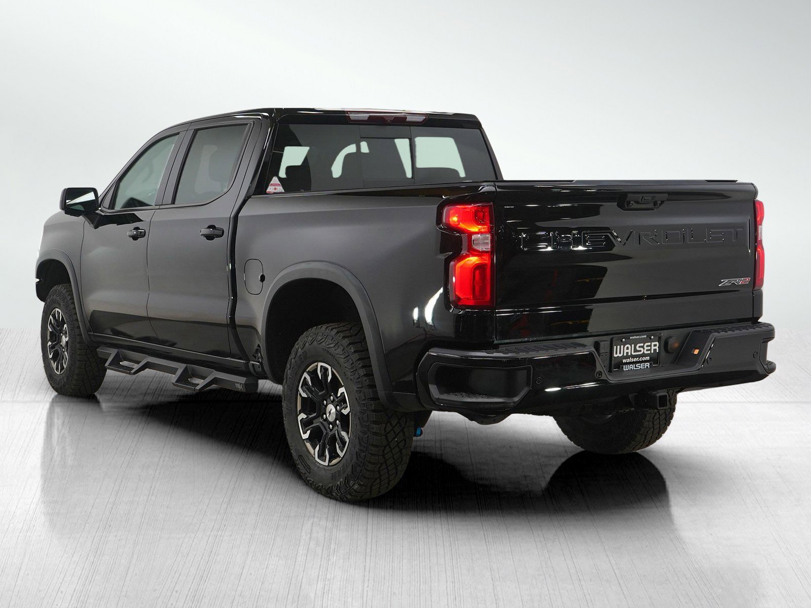 Used 2022 Chevrolet Silverado 1500 ZR2 image 3