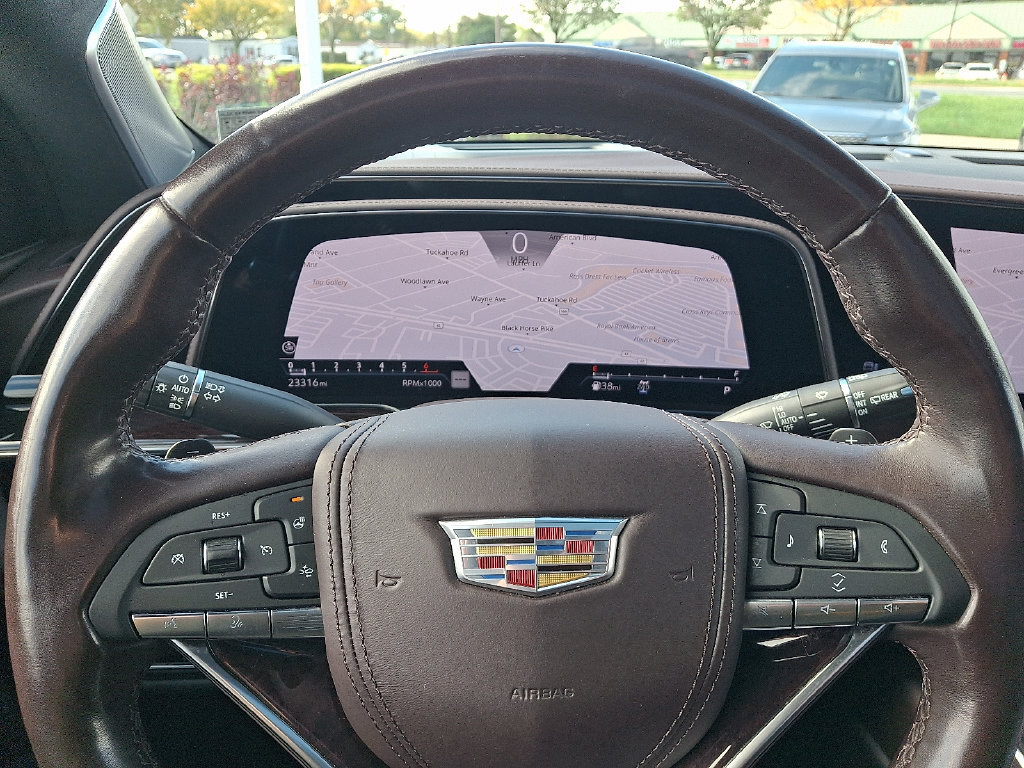 Certified 2022 Cadillac Escalade Sport Platinum w/ LPO, ONYX Package AWD/4WD image 22