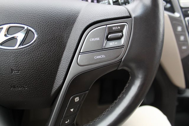 Used 2018 Hyundai Santa Fe Limited w/ Cargo Package image 16