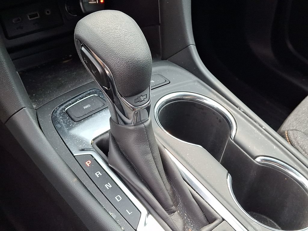 Used 2024 Chevrolet Equinox LT AWD/4WD image 14