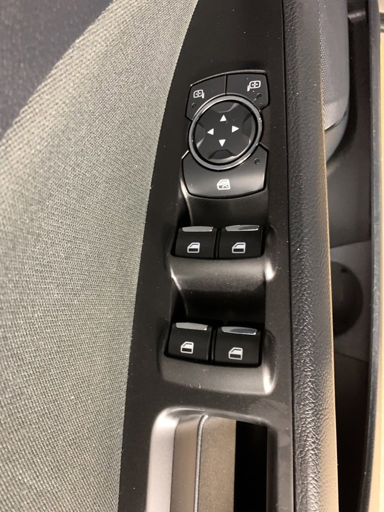 Used 2018 Ford Fusion SE w/ Equipment Group 201A image 17