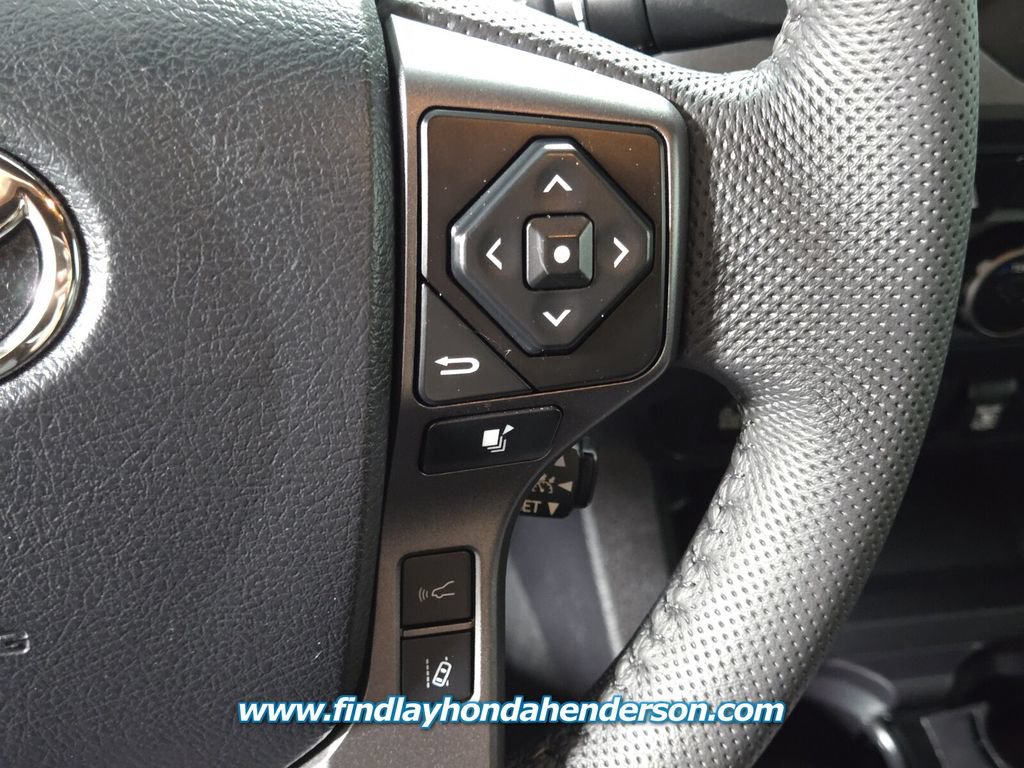 Used 2023 Toyota Tacoma TRD Off-Road w/ Advanced Technology Package AWD/4WD image 26
