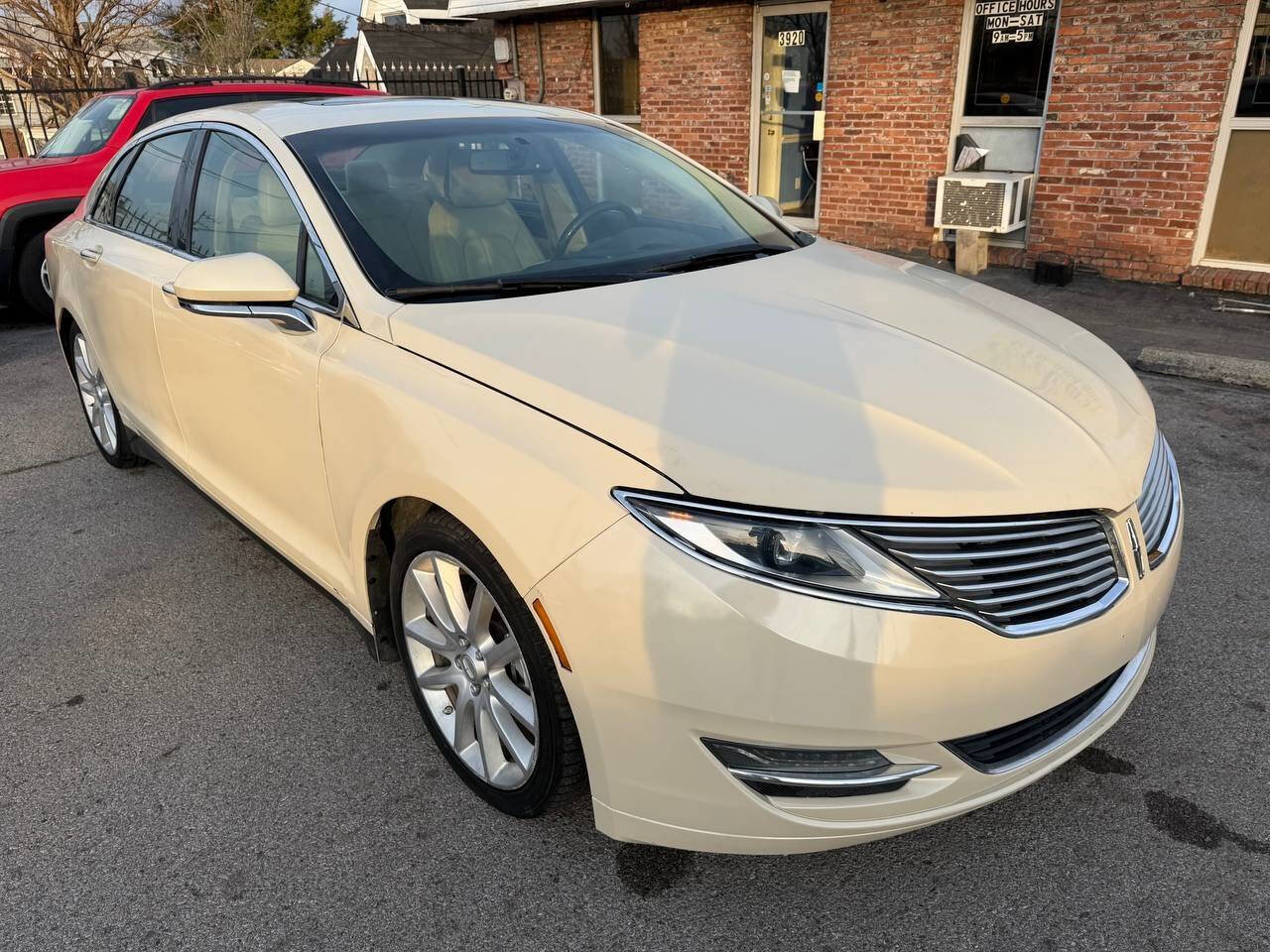 Used 2015 Lincoln MKZ Hybrid w/ Equipment Group 202A Reserve FWD image 4