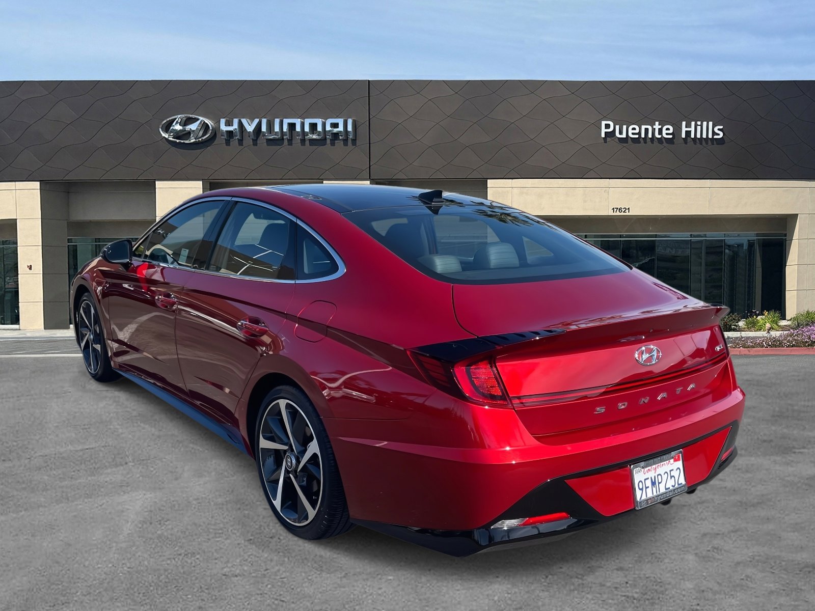 Used 2023 Hyundai Sonata SEL Plus image 4