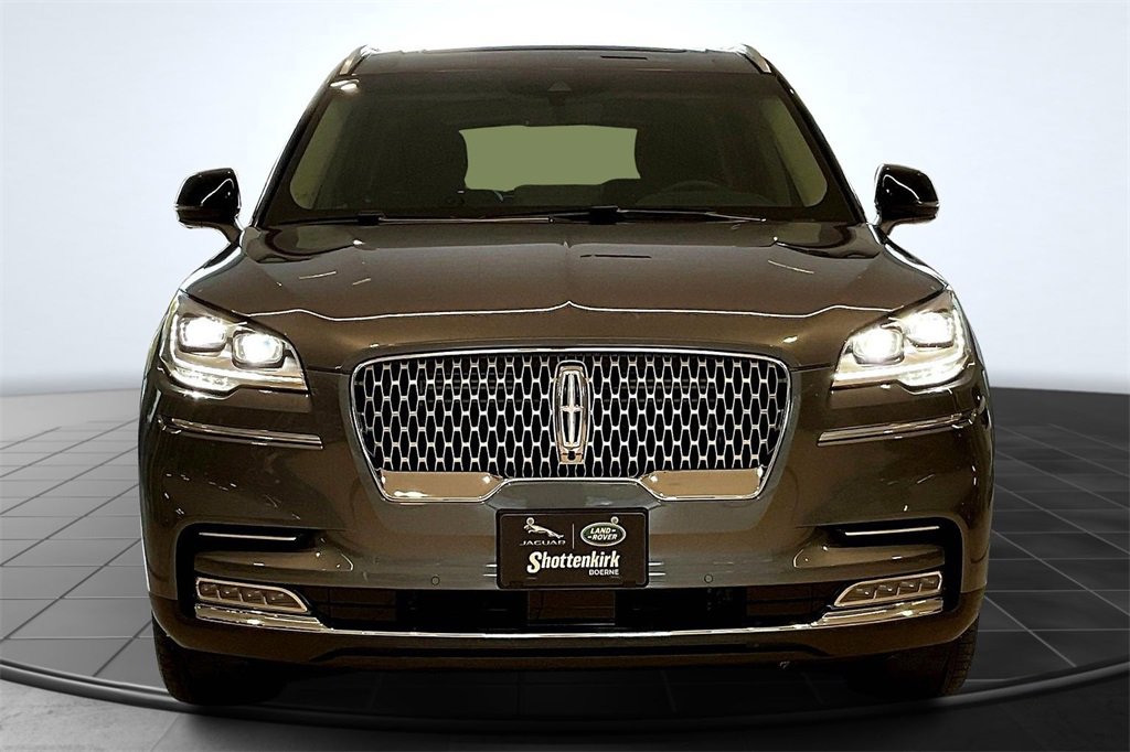 Used 2024 Lincoln Aviator Reserve w/ Equipment Group 201A image 3