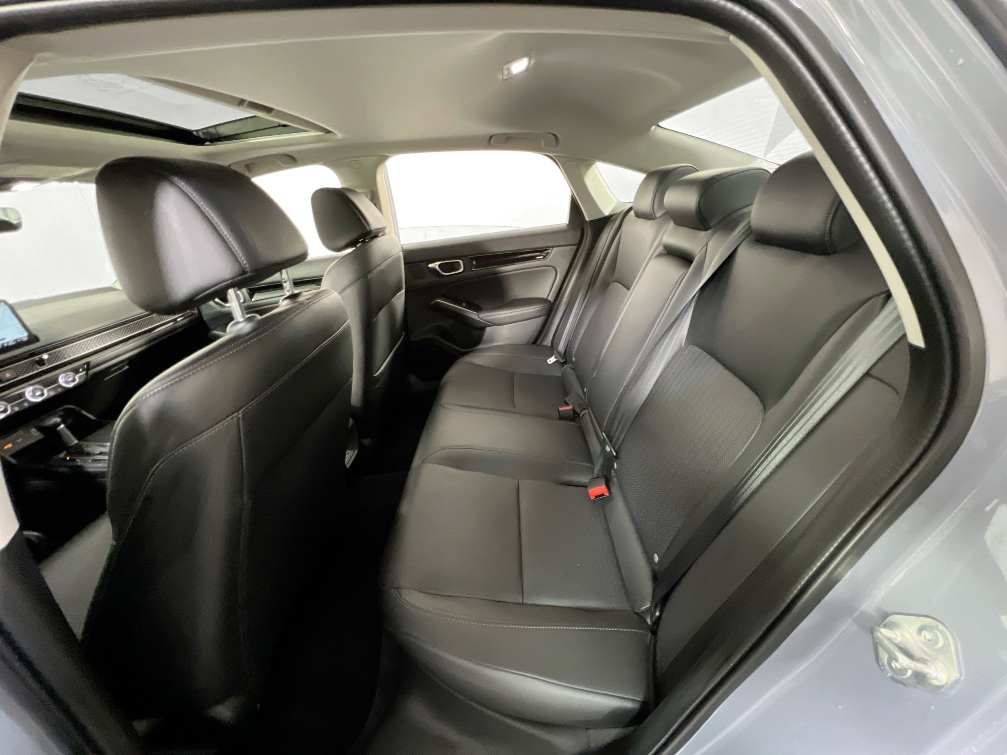 Used 2022 Honda Civic Touring image 25