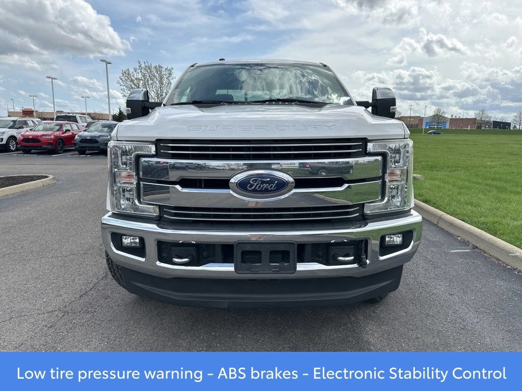 Used 2017 Ford F250 Lariat w/ Lariat Ultimate Package AWD/4WD image 3