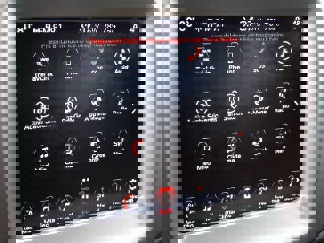 Used 2017 Jeep Compass Latitude w/ Popular Equipment Group image 25