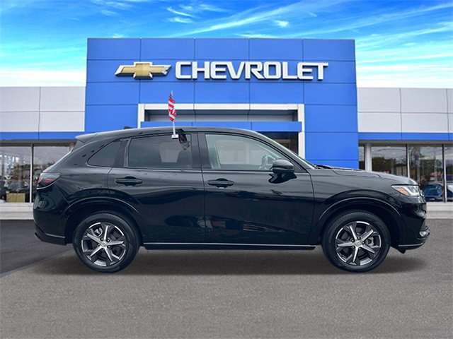 Used 2023 Honda HR-V EX-L image 3