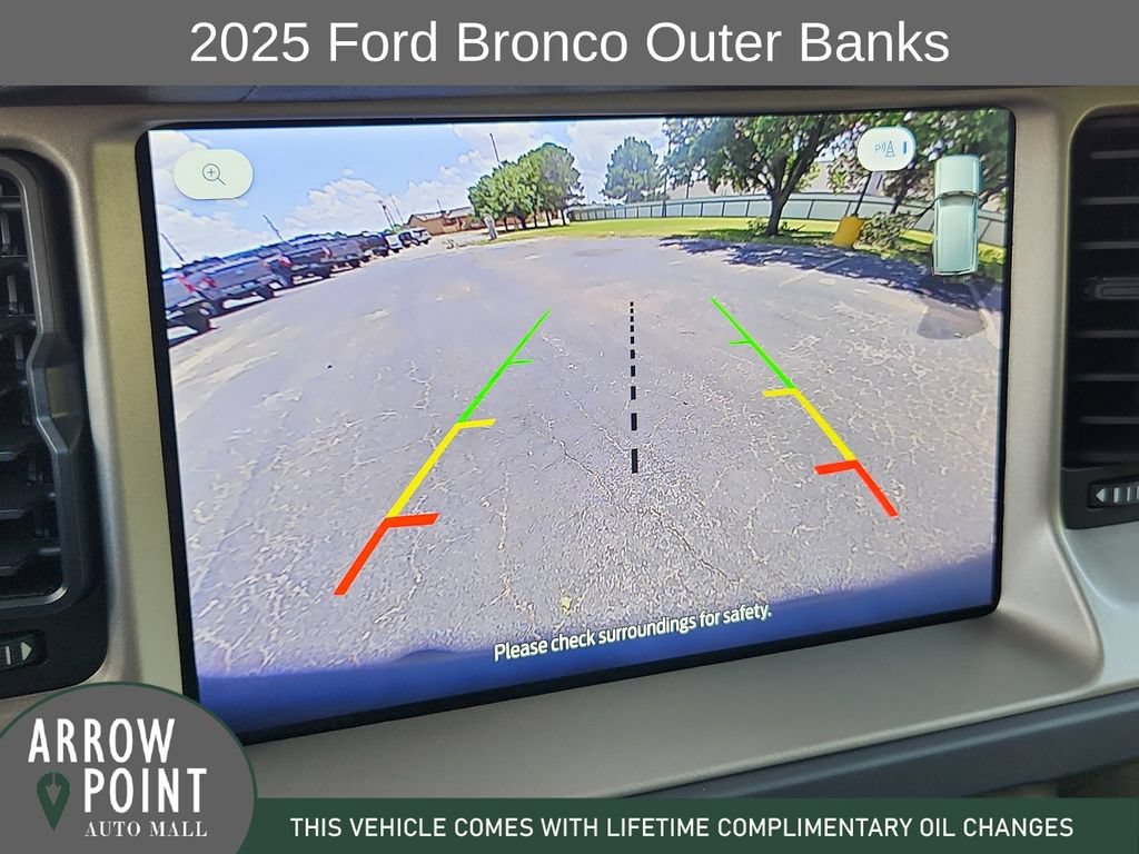 Used 2025 Ford Bronco Outer Banks AWD/4WD image 24