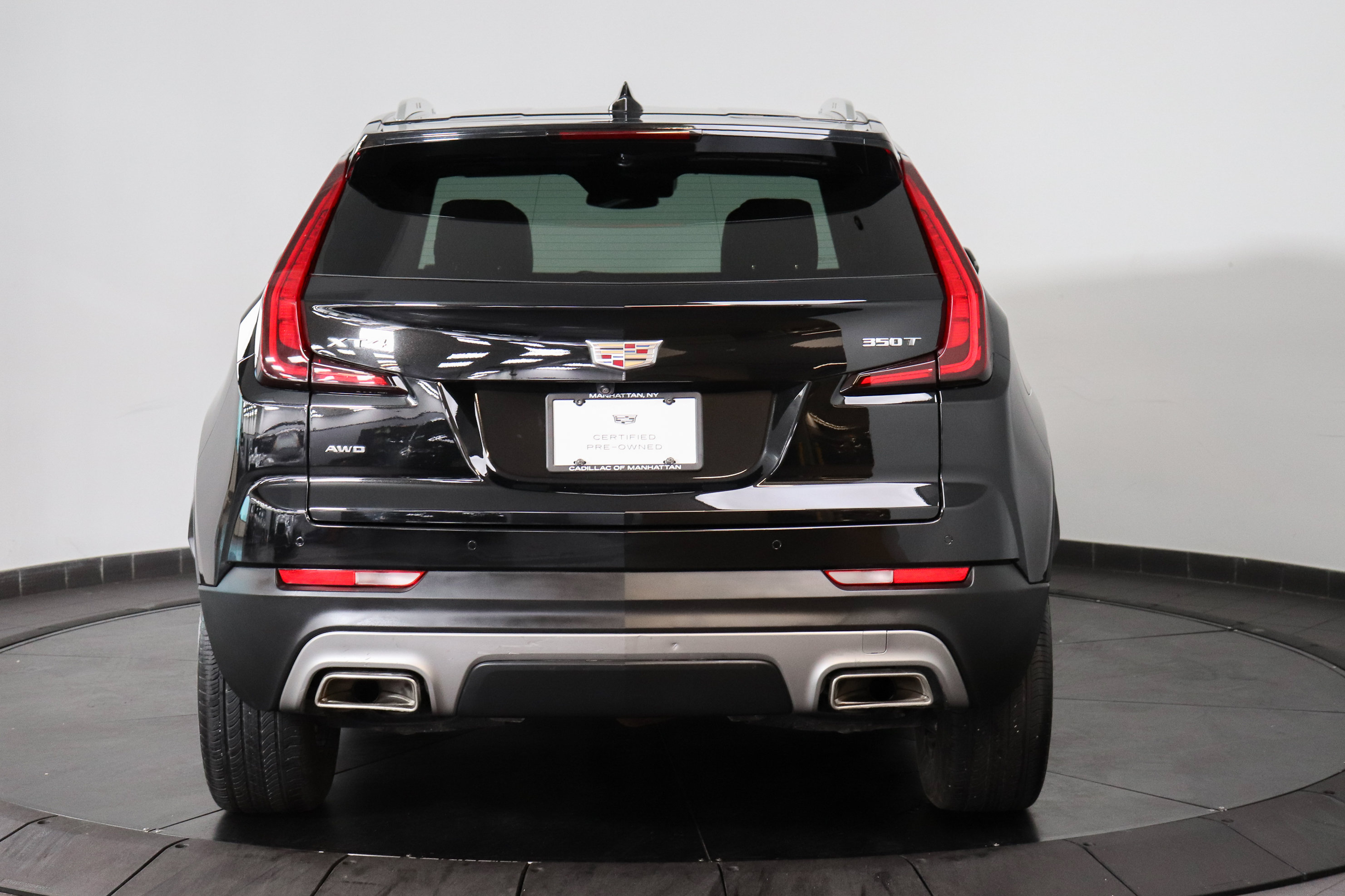 Used 2023 Cadillac XT4 Premium Luxury AWD/4WD image 5