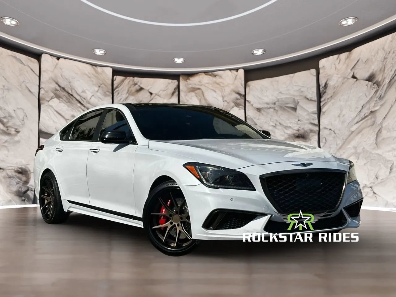 Used 2018 Genesis G80 3.3T Sport RWD image 3