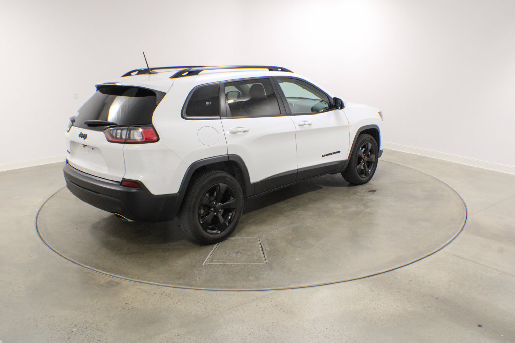 Used 2020 Jeep Cherokee Latitude Plus AWD/4WD image 5