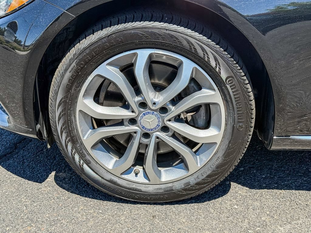 Used 2016 Mercedes-Benz C 300 4MATIC Sedan image 11