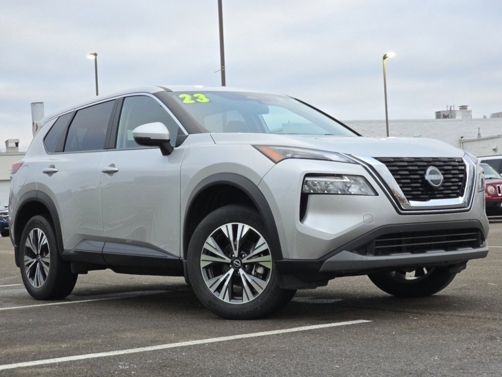 Certified 2023 Nissan Rogue SV image 2