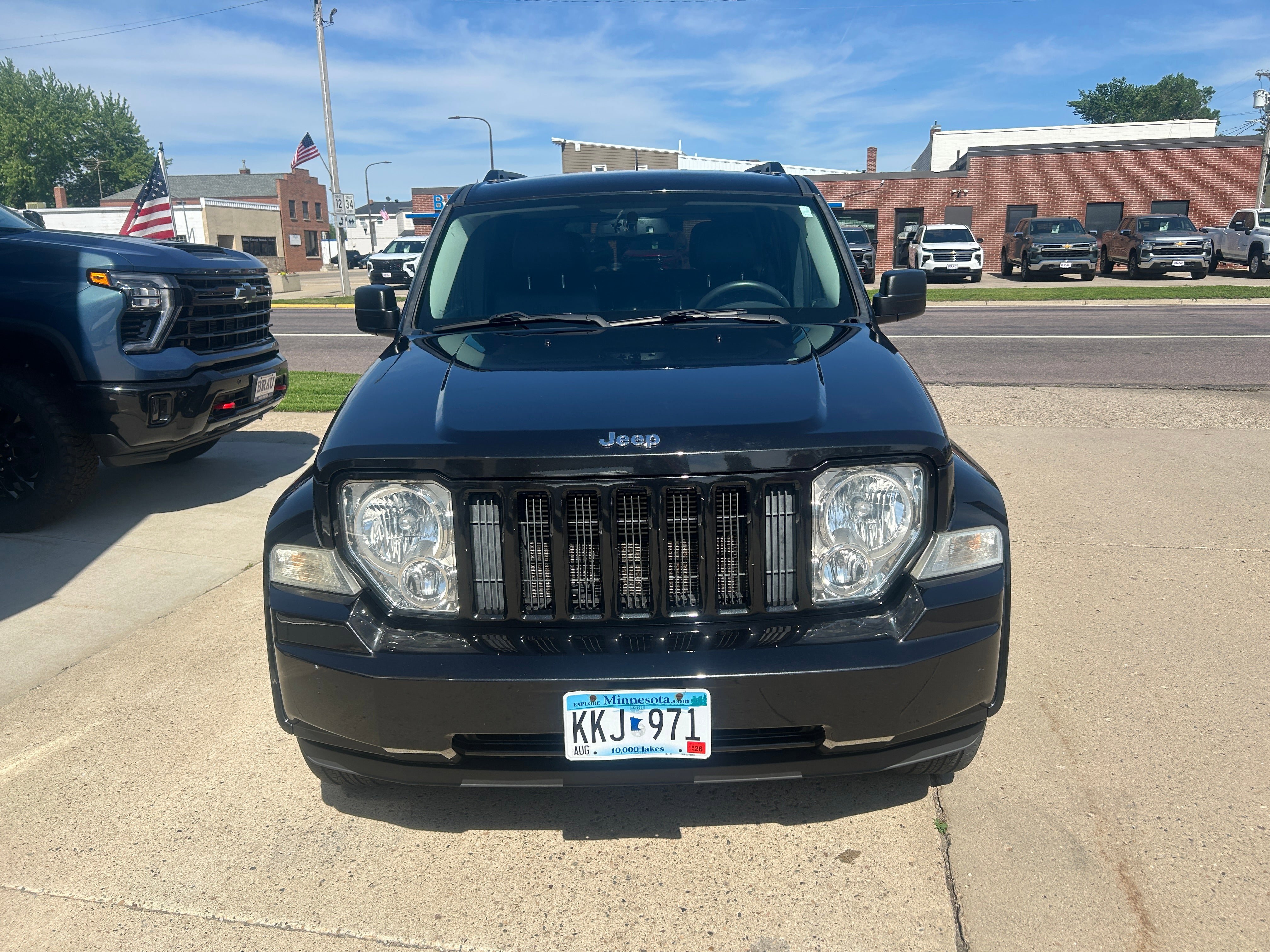 Used 2012 Jeep Liberty Sport AWD/4WD image 3