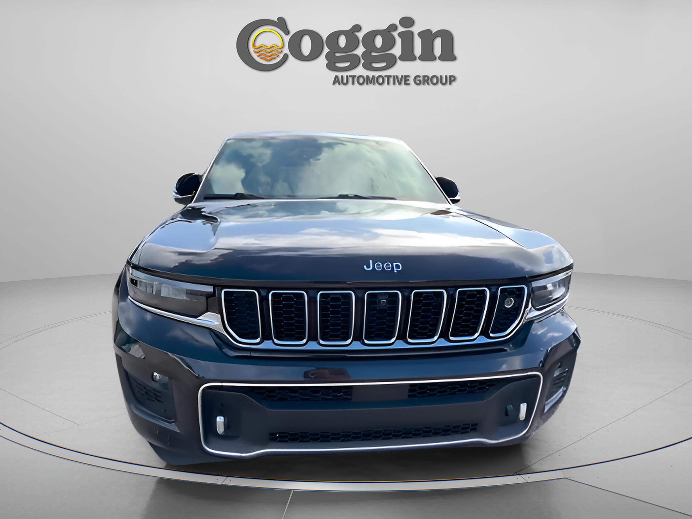 Used 2023 Jeep Grand Cherokee Overland w/ Adv Protech Group III image 2