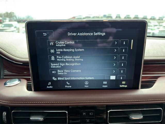 Used 2023 Lincoln Aviator Black Label w/ Class IV Trailer Tow Package image 42