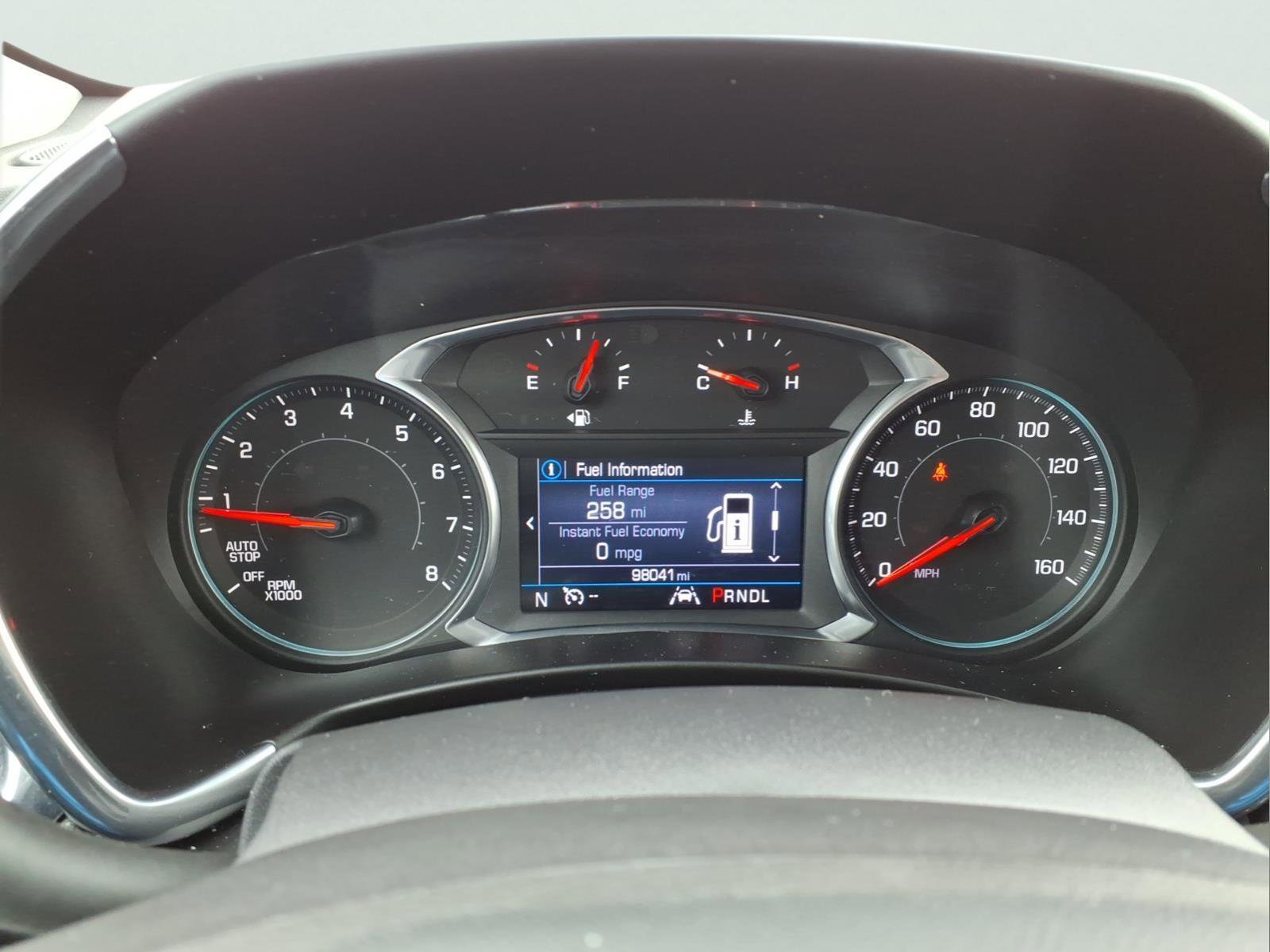 Used 2020 Chevrolet Equinox LT w/ Driver Convenience Package image 16