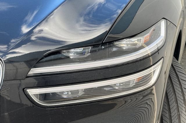 Used 2025 Genesis GV70 2.5T image 52