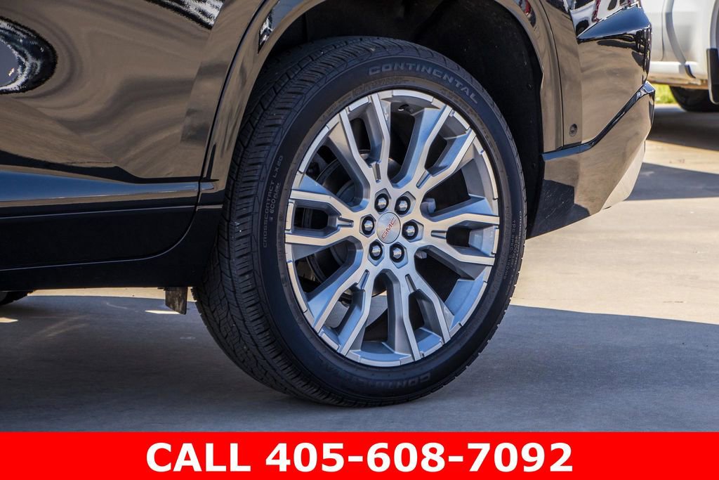 Used 2024 GMC Acadia Denali w/ Super Cruise Package image 3