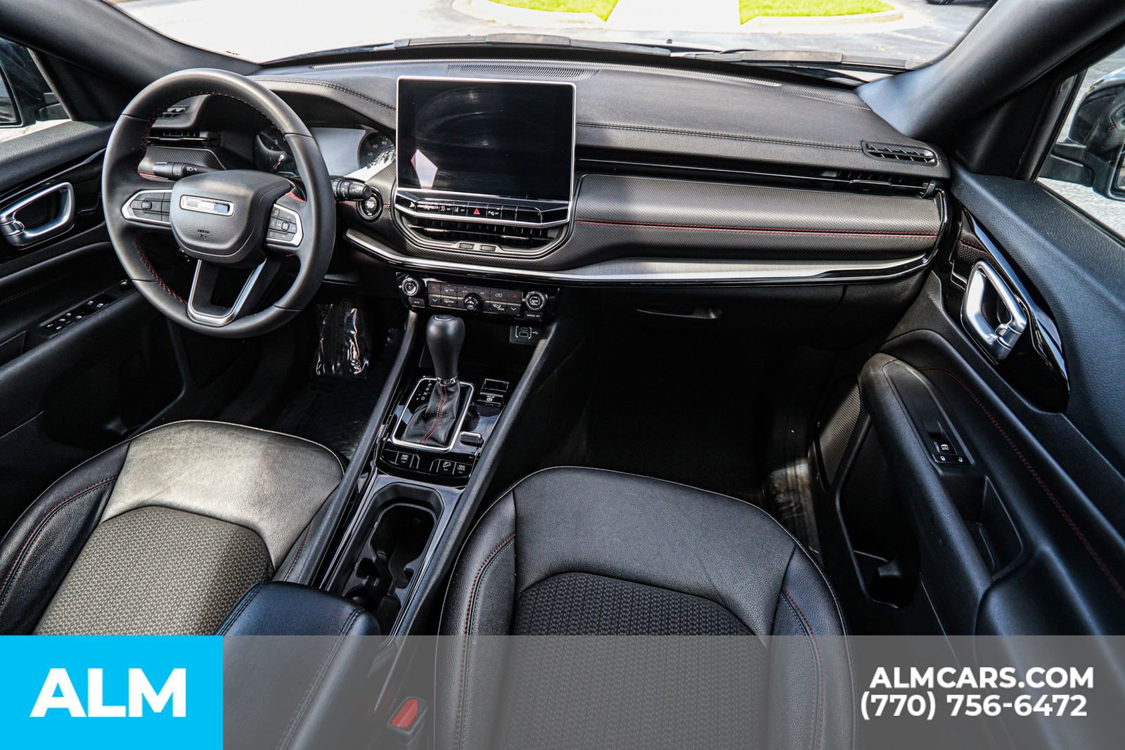 Used 2024 Jeep Compass Trailhawk image 29