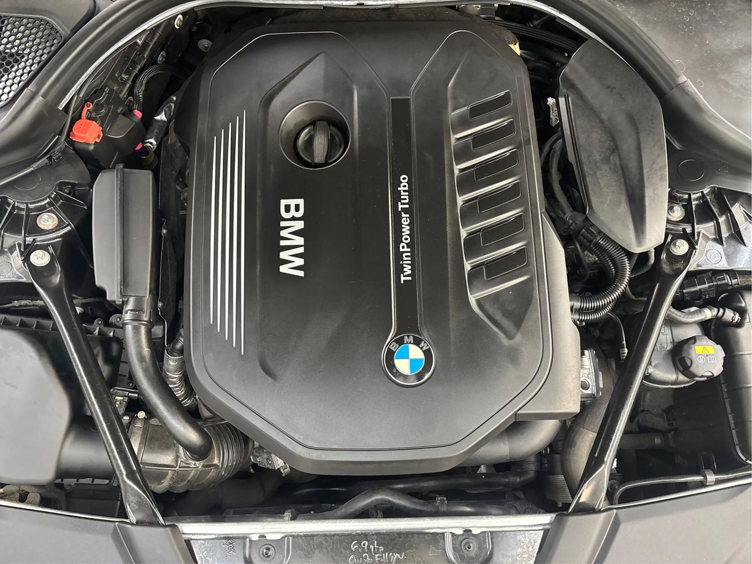 Used 2017 BMW 540i xDrive image 31