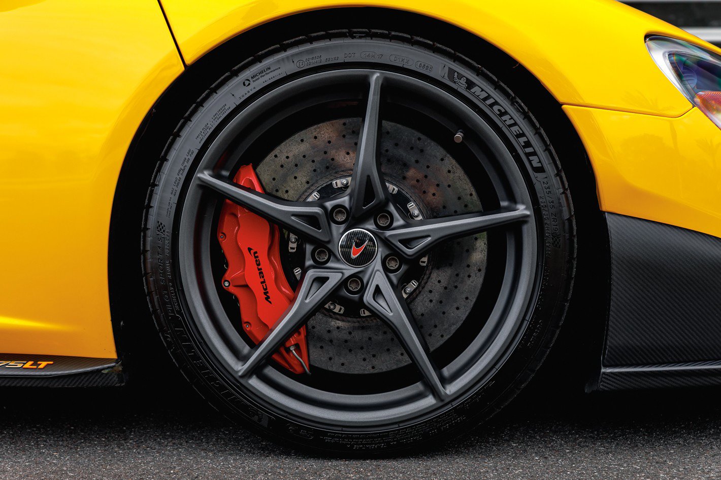 Used 2016 McLaren 675LT Coupe image 30