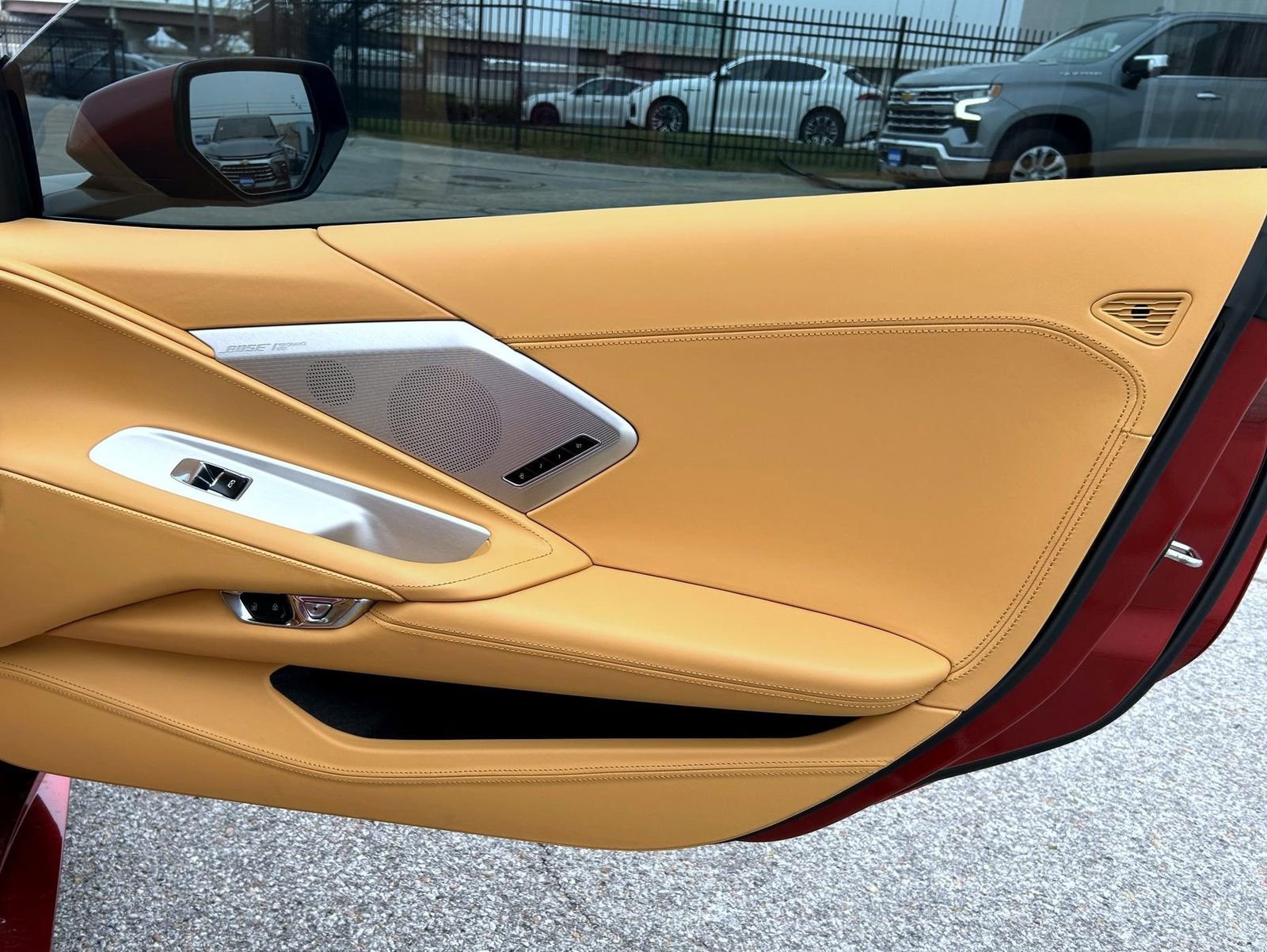 Used 2023 Chevrolet Corvette Stingray Premium Cpe w/ Body-Color Dual Roof Package image 15