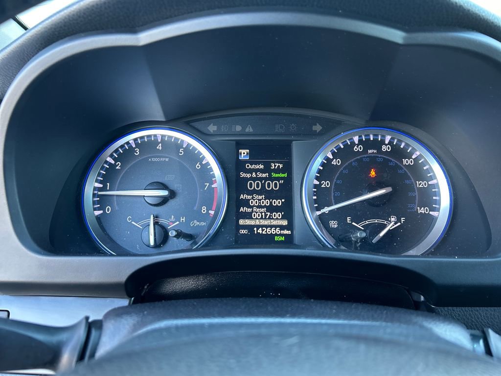 Used 2019 Toyota Highlander XLE image 16