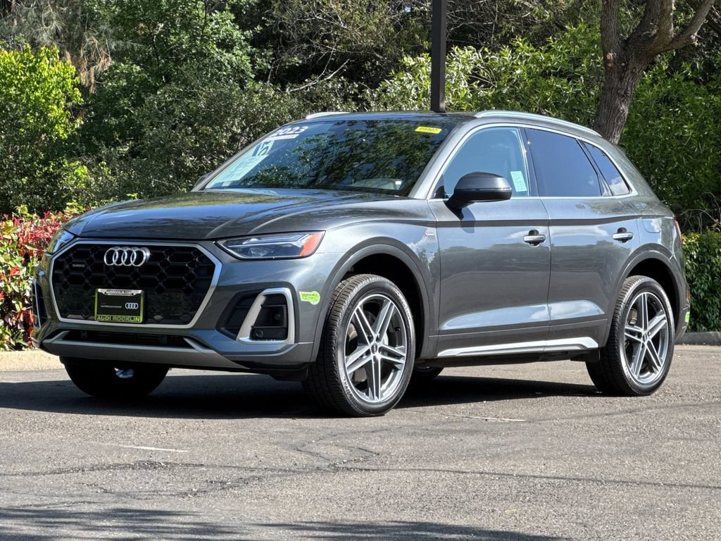 Certified 2023 Audi Q5 e Premium w/ Convenience Package AWD/4WD image 9