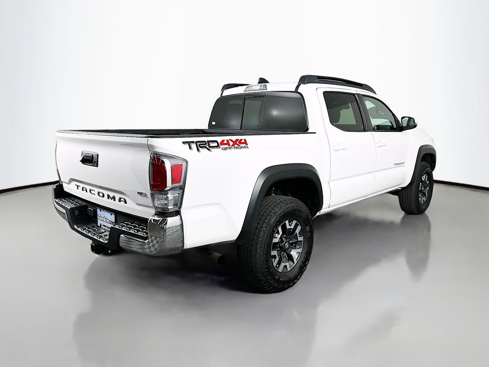 Certified 2023 Toyota Tacoma TRD Off-Road AWD/4WD image 7