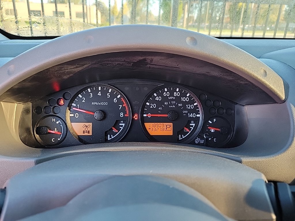 Used 2016 Nissan Frontier SV AWD/4WD image 11
