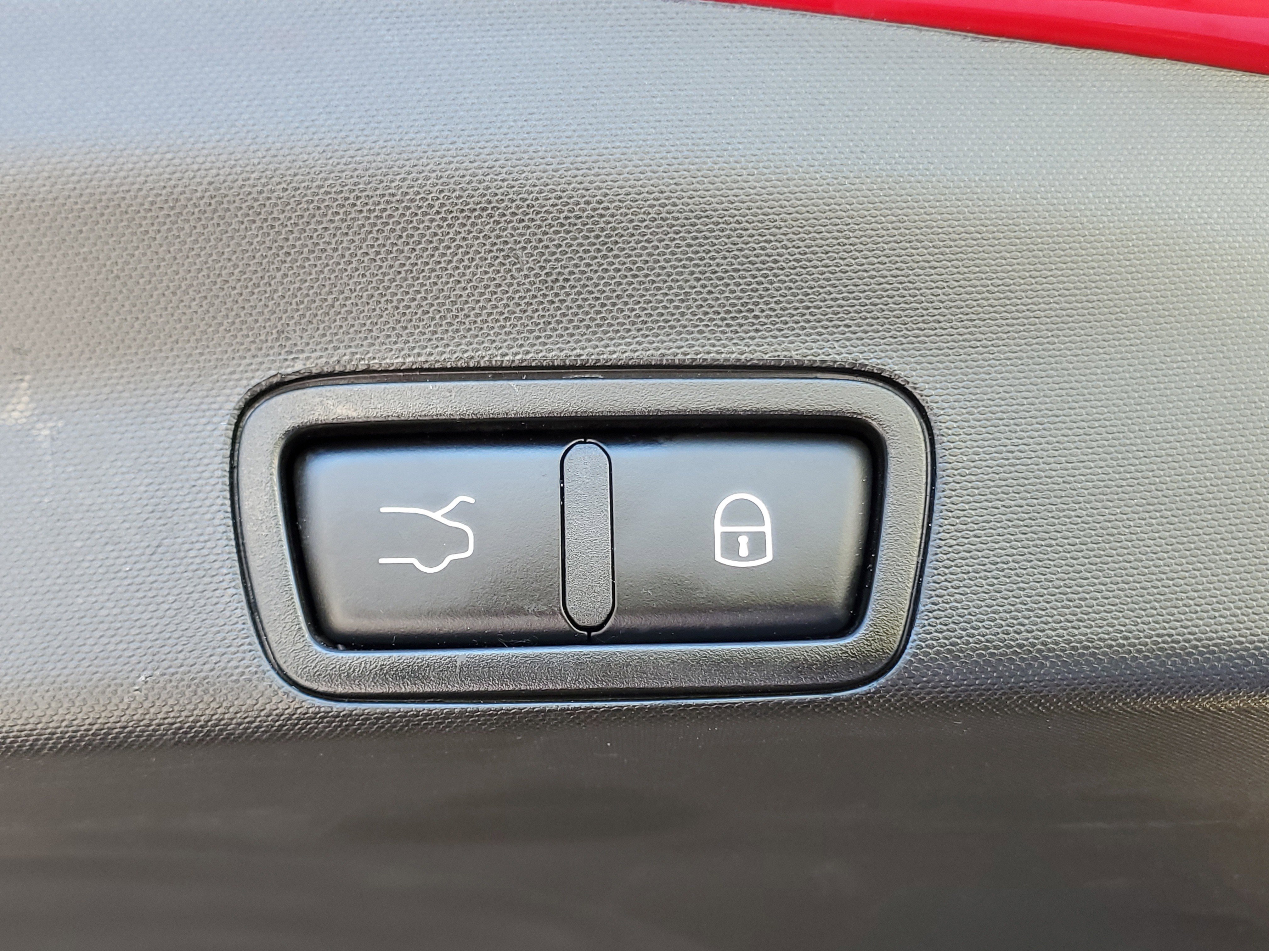 Used 2021 Alfa Romeo Stelvio Ti w/ Nero Edizione image 10