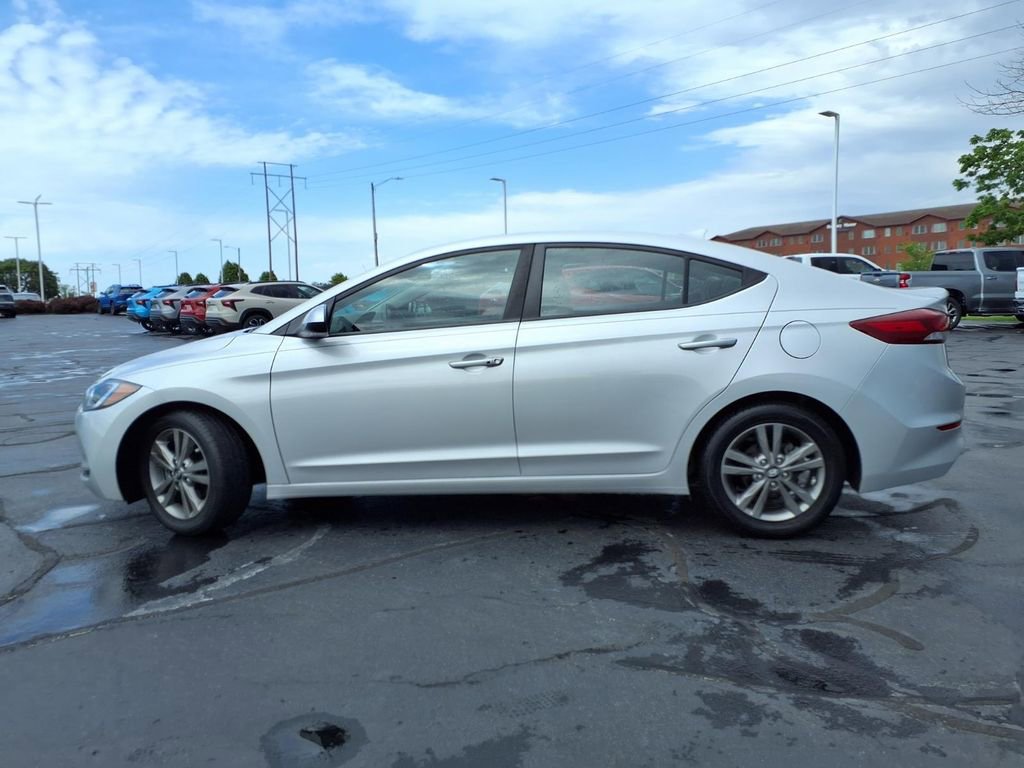 Used 2018 Hyundai Elantra Value Edition FWD image 29
