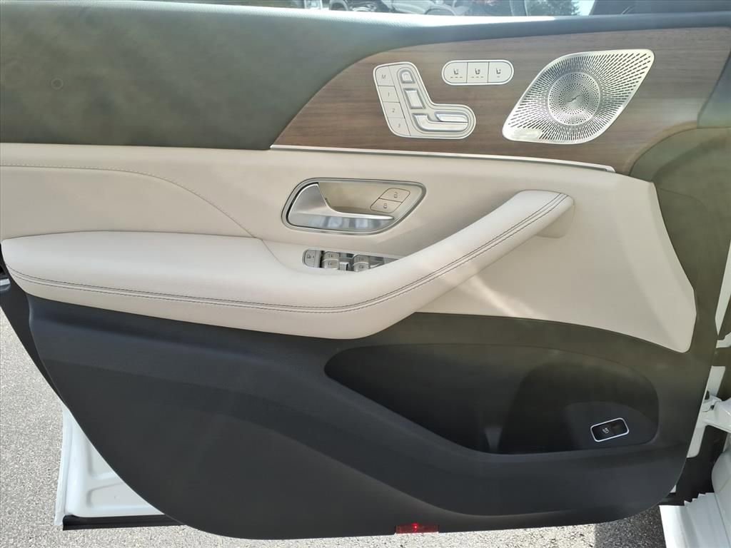 New 2026 Mercedes-Benz GLE 350 4MATIC image 11