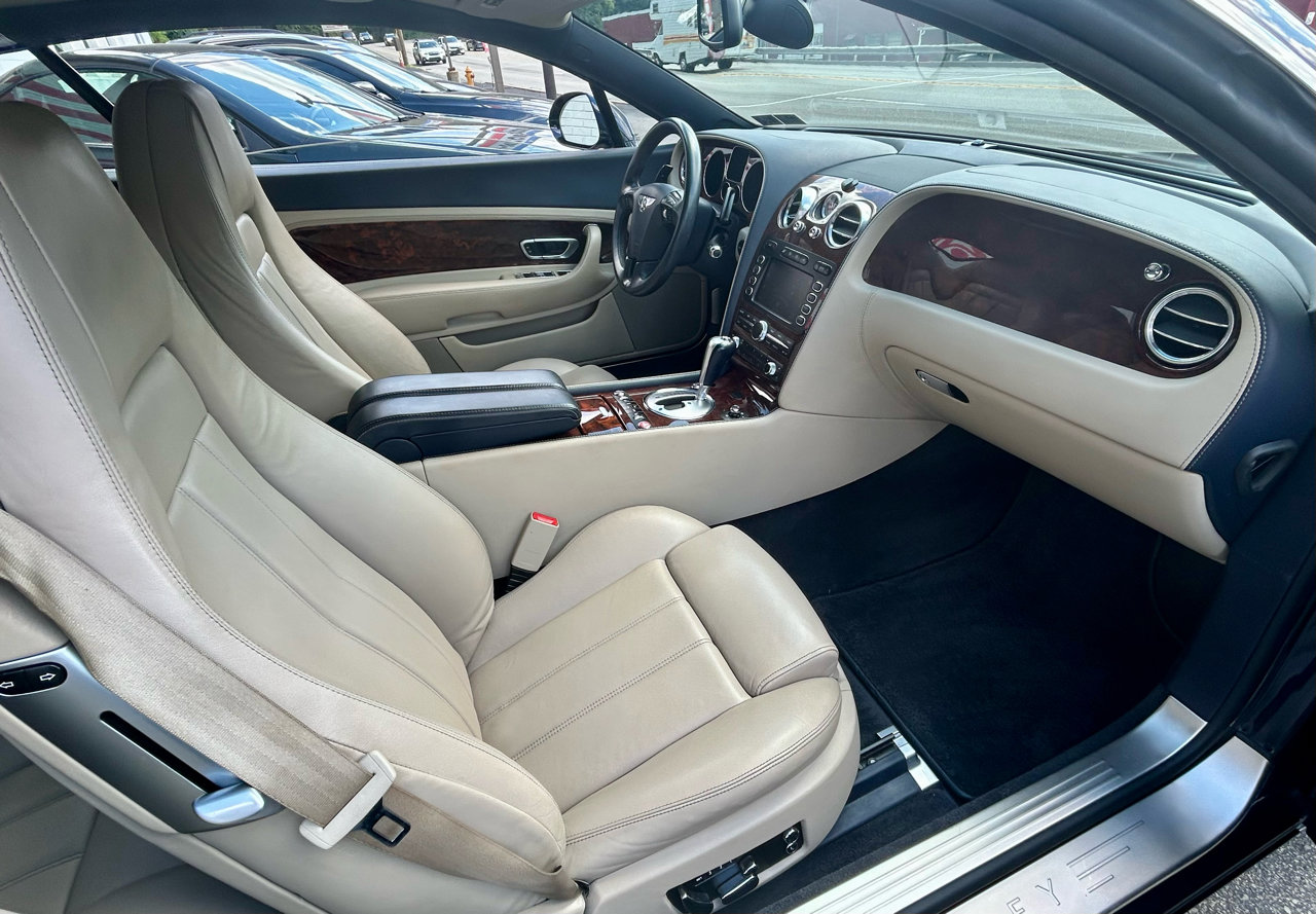 Used 2010 Bentley Continental GT w/ Convenience Specification Pkg image 17