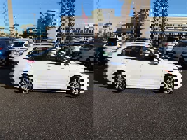 Used 2023 Toyota Corolla LE image 9