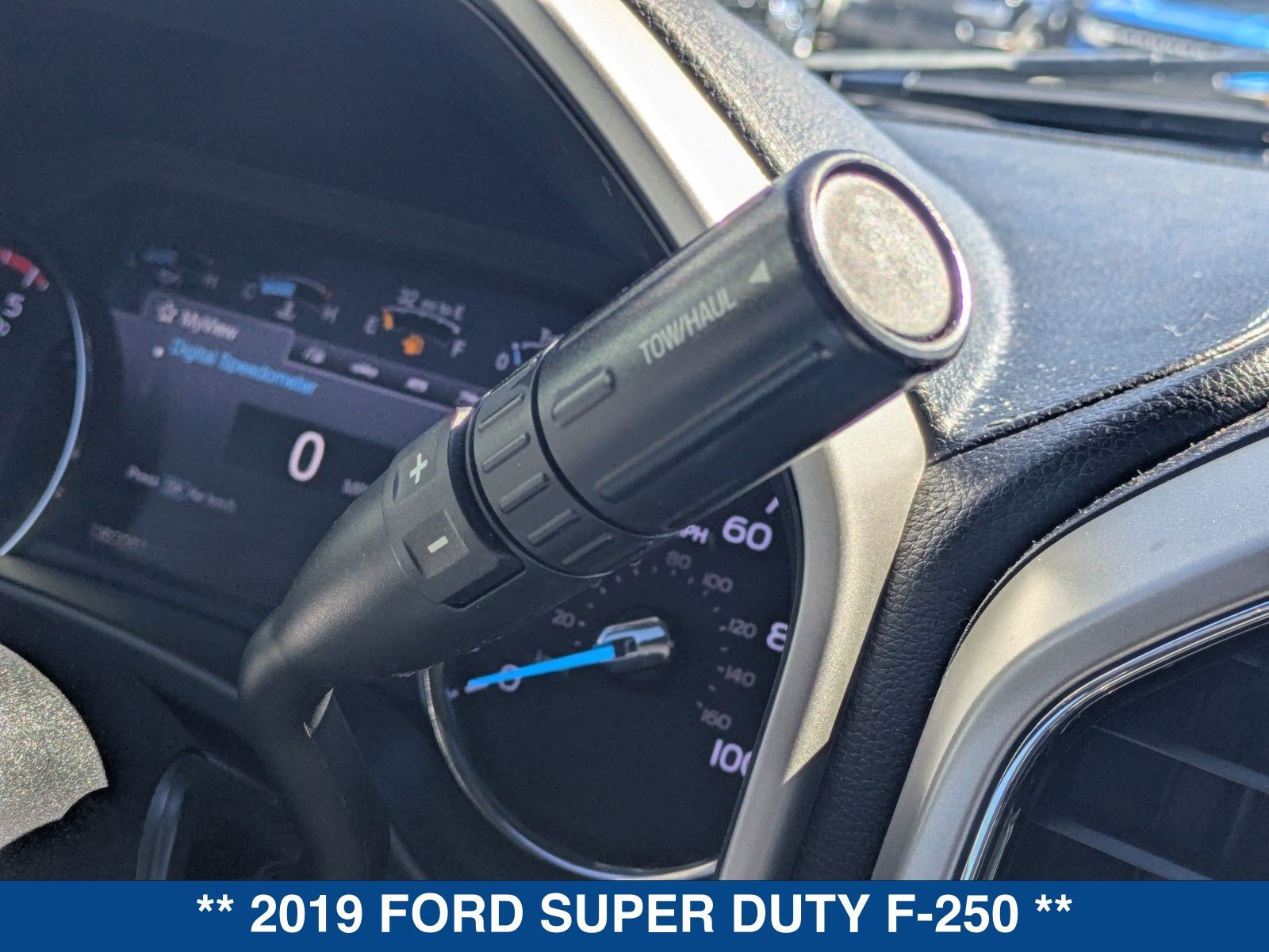 Used 2019 Ford F250 Lariat w/ Lariat Ultimate Package AWD/4WD image 35