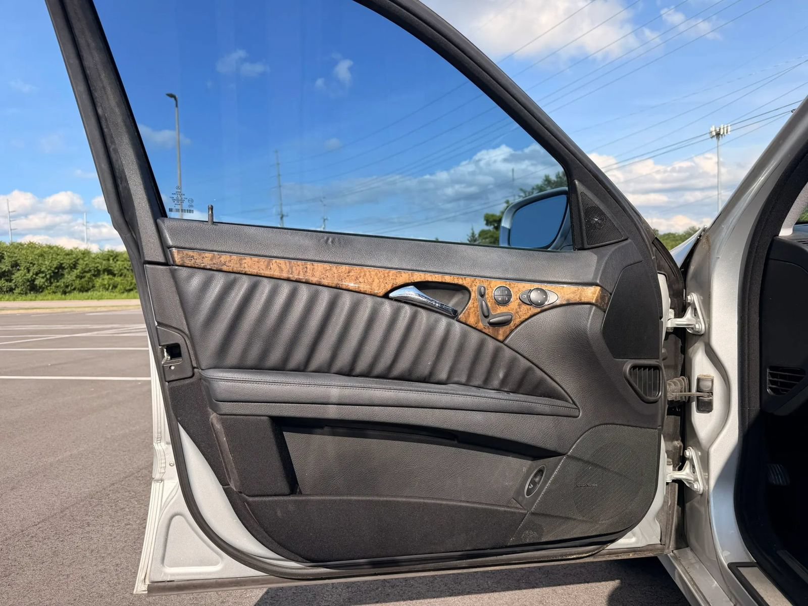 Used 2007 Mercedes-Benz E 550 Sedan image 9