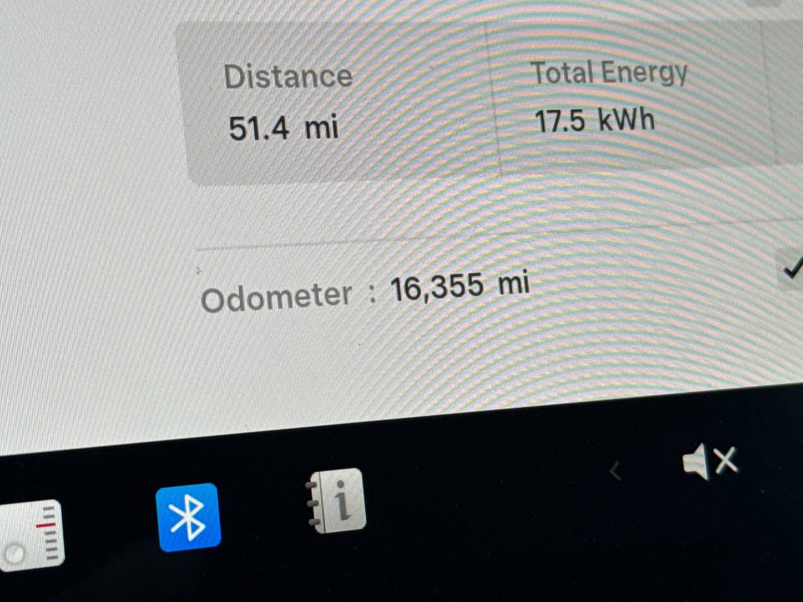 Used 2024 Tesla Model Y Performance image 26