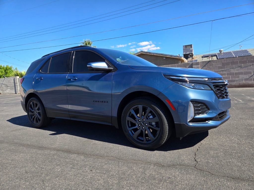 Used 2024 Chevrolet Equinox RS FWD image 1
